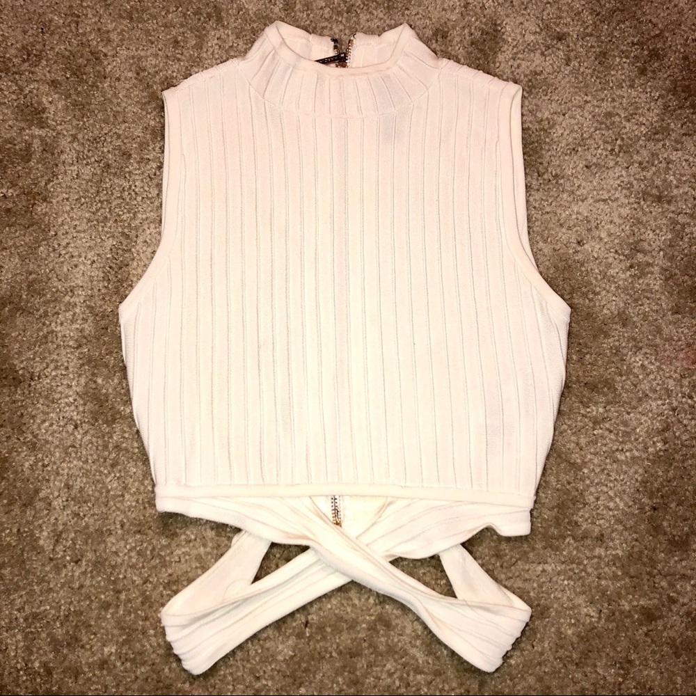 MARCIANO TOP ✨ NWOT